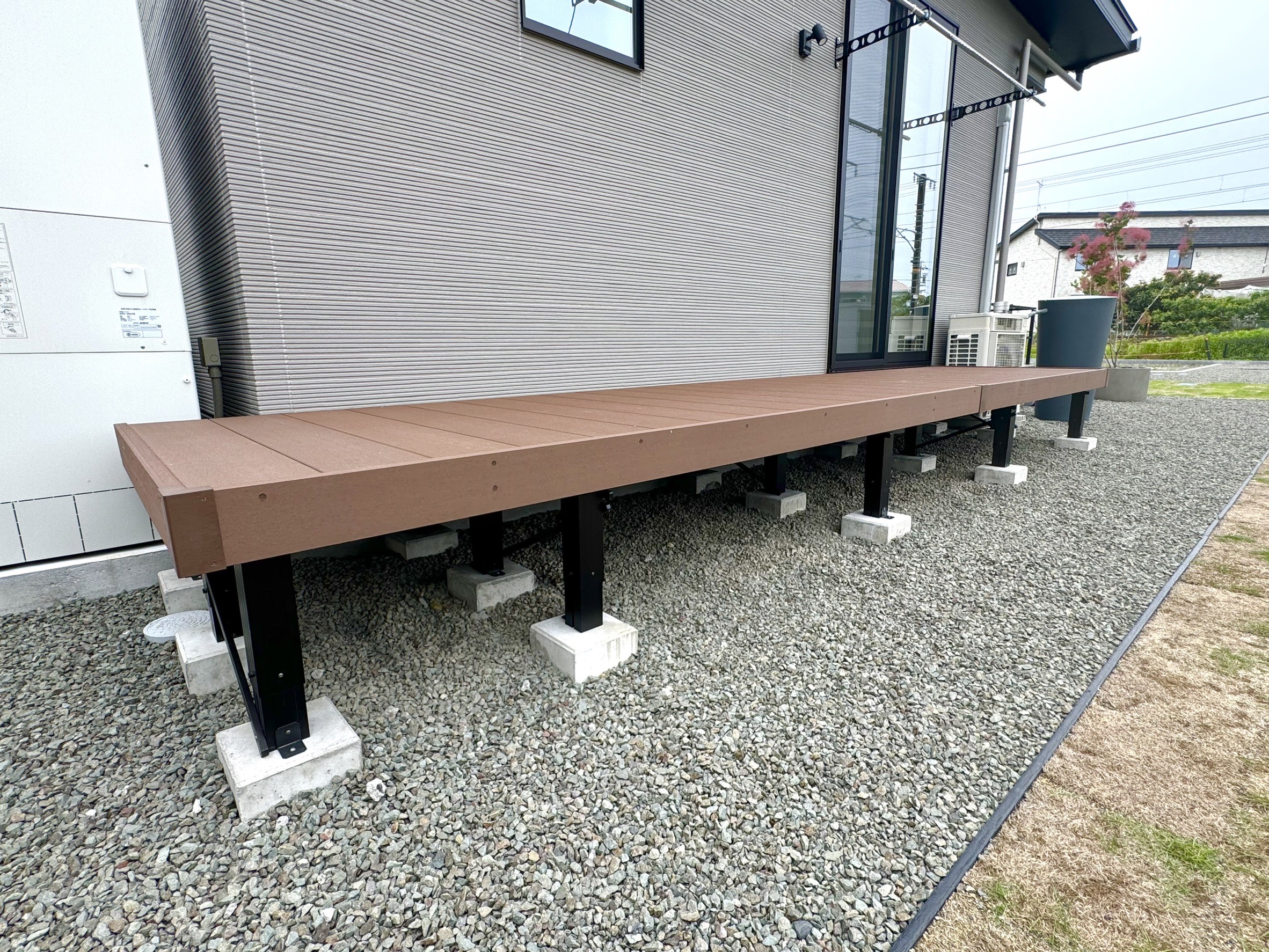 人工木ウッドデッキ