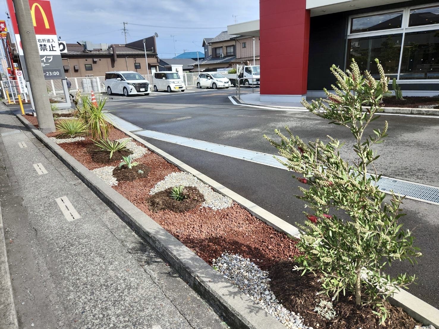 マクドナルド島田中河町店様、ご依頼誠にありがとうございました。